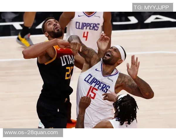 快船与爵士激战正酣腾讯直播全程带你领略精彩瞬间